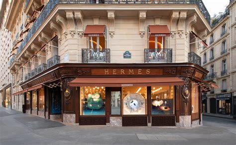 biggest Hermes store in paris